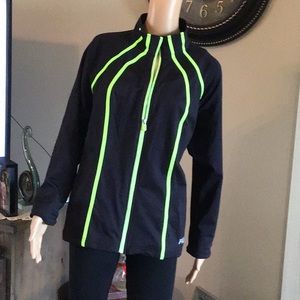 Running jacket by Fula reflective green strips